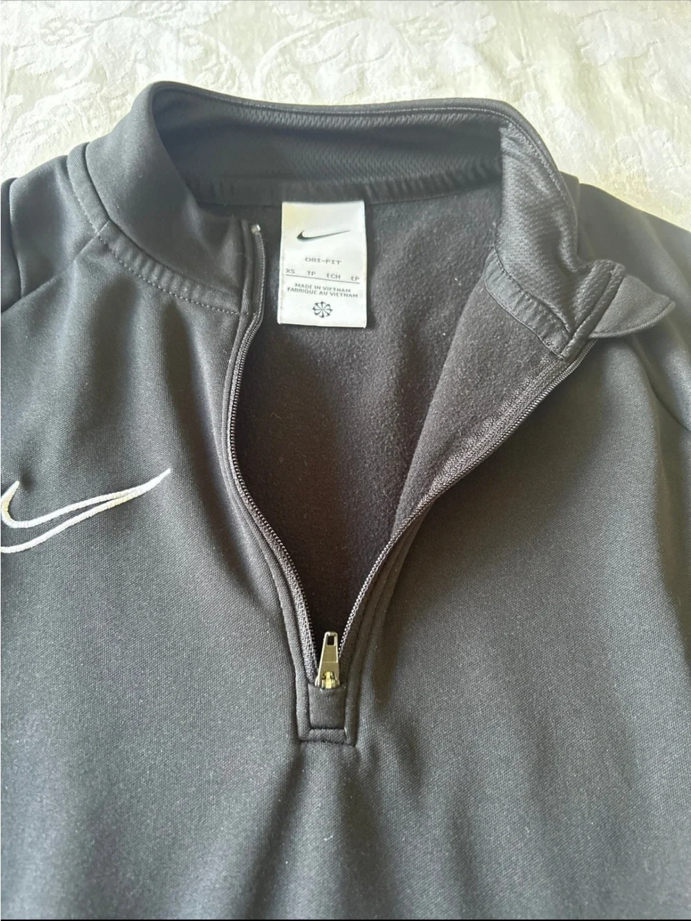 Nike Women’s  Black Half-Zip Pullover with White Stripe size XS